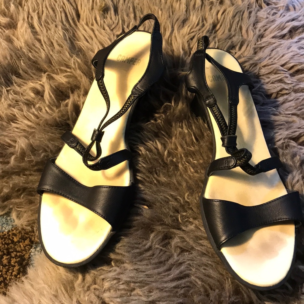 Camper wedge heels. Size 39. Black